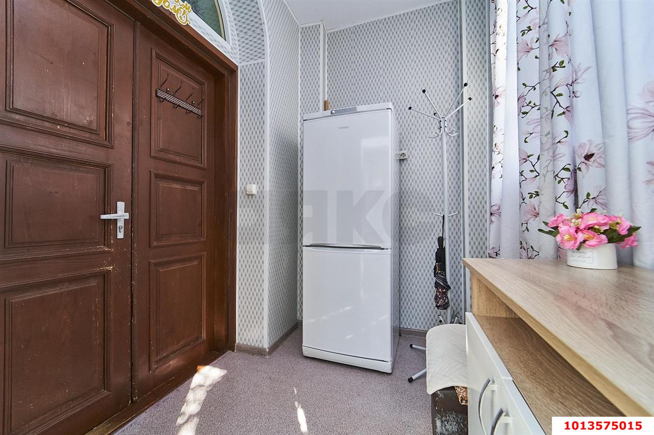 Фото №3: 3-комнатная квартира 46 м² - Краснодар, Центральный внутригородской округ, мкр. Центральный, пер. Насыпной, 18