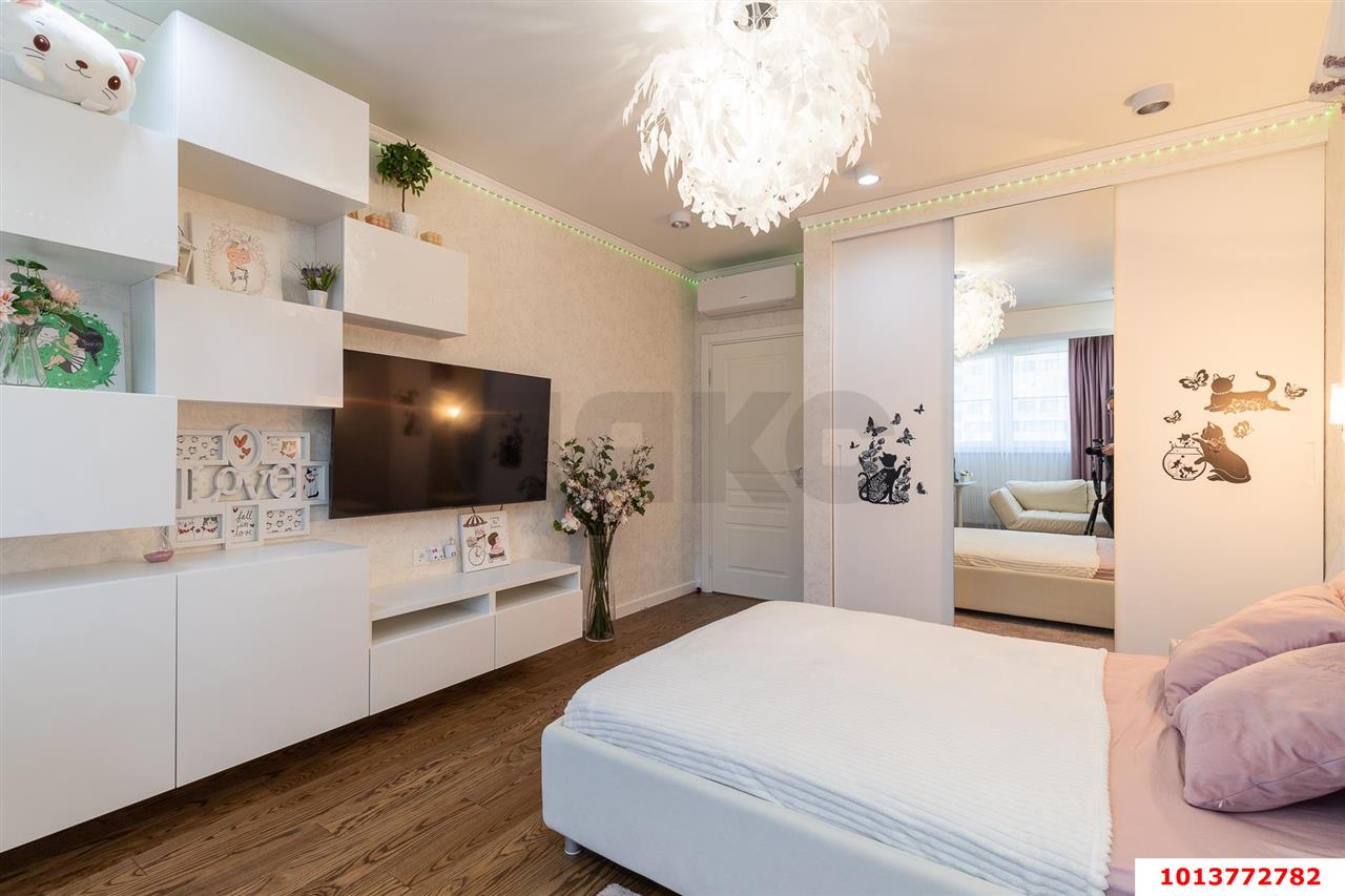 Фото №11: 2-комнатная квартира 100 м² - Краснодар, Западный внутригородской округ, ЖК Центральный, мкр. Центральный, ул. Будённого, 129