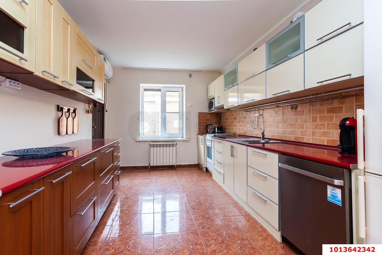 Фото №7: Дом 265 м² + 7.92 сот. - Краснодар, ул. Баканская, 30