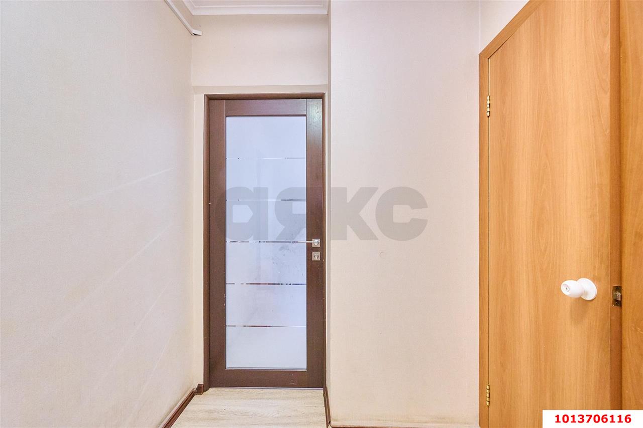 Фото №8: Торговое помещение 41 м² - Краснодар, Московский, ул. Карякина, 15