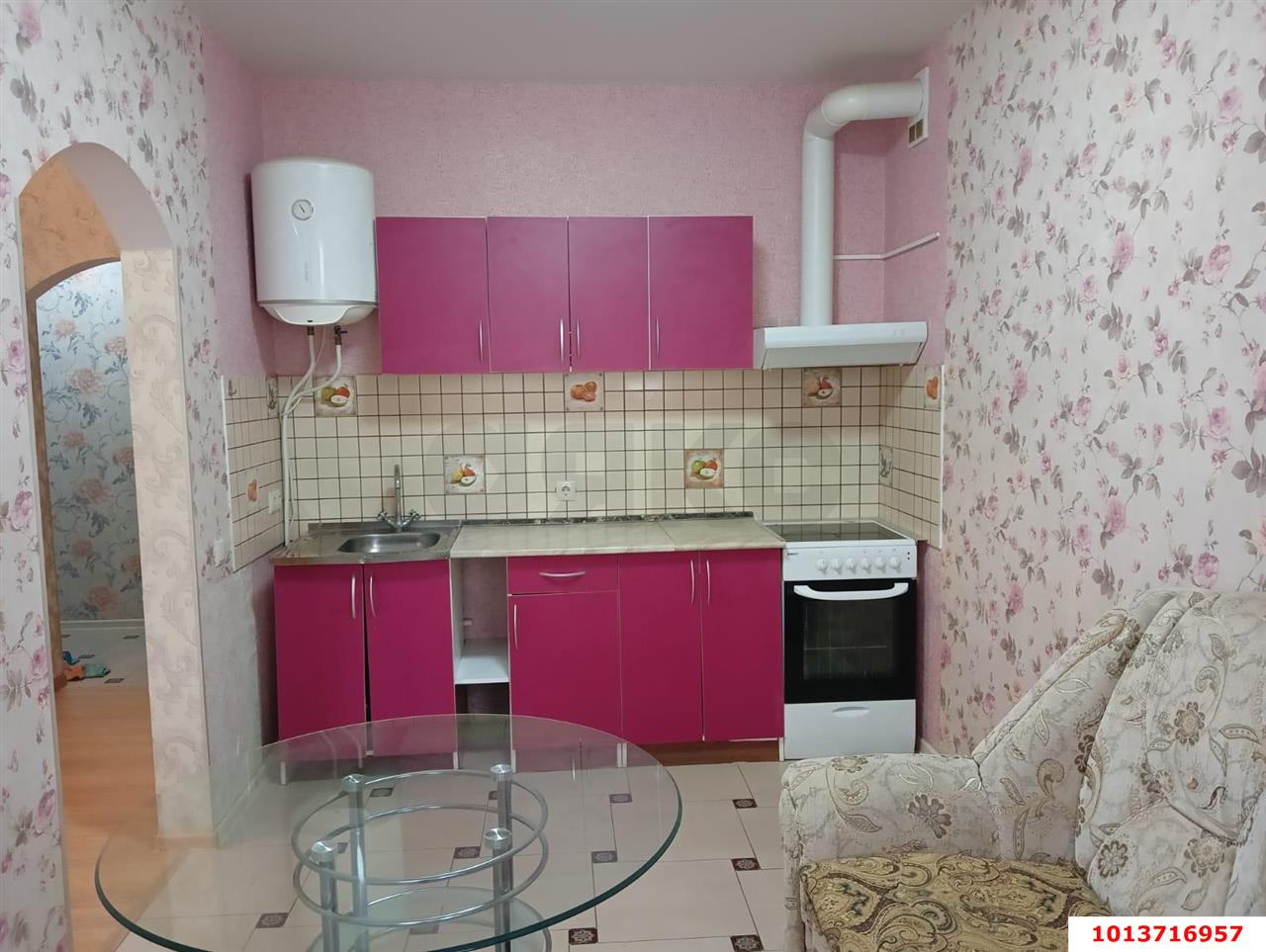 Фото №1: 1-комнатная квартира 30 м² - Новая Адыгея, жилой комплекс Родной Дом, ул. Бжегокайская, 31/4к2