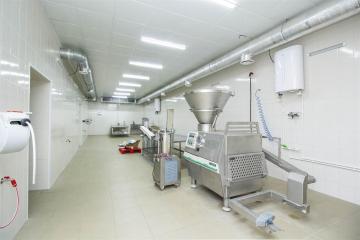 Фото №1: Коммерция 391 м² - Новотитаровская, 