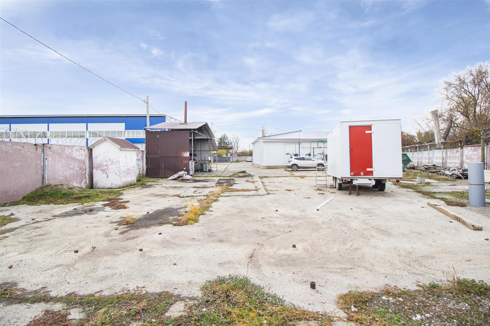 Фото №14: Коммерция 391 м² - Новотитаровская