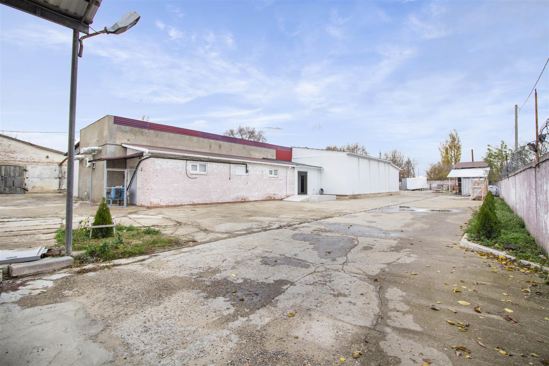 Фото №13: Коммерция 391 м² - Новотитаровская