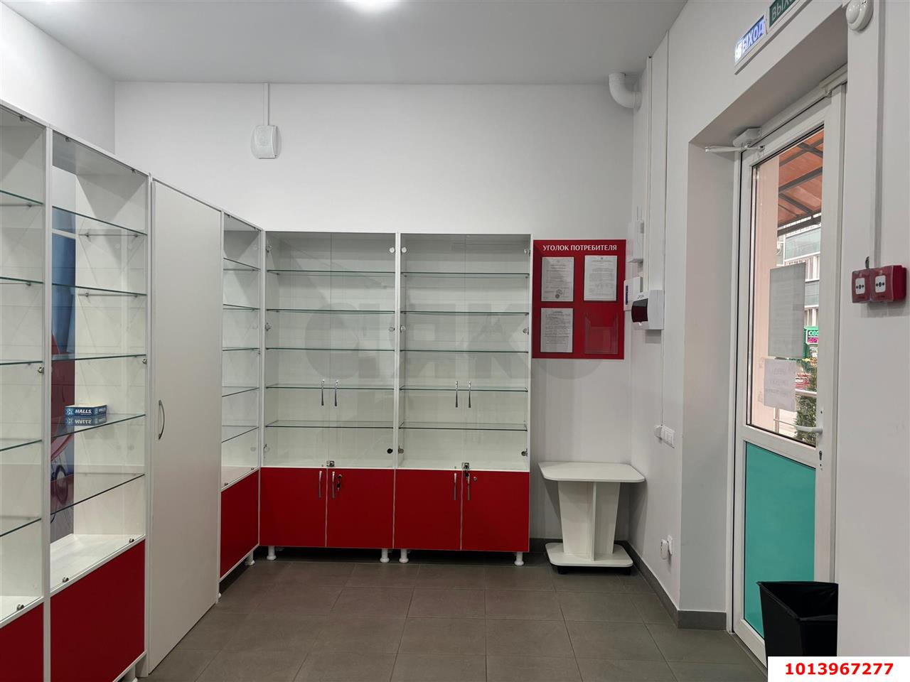 Фото №3: Торговое помещение 49 м² - Краснодар, жилой комплекс Дружный, ул. Адмирала Серебрякова, 3/1