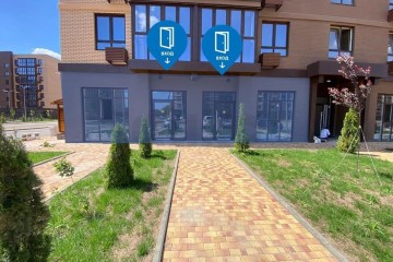 Фото №1: Торговое помещение 98 м² - Южный, мкр. жилой комплекс История-2, ул. Казачья, 6к2