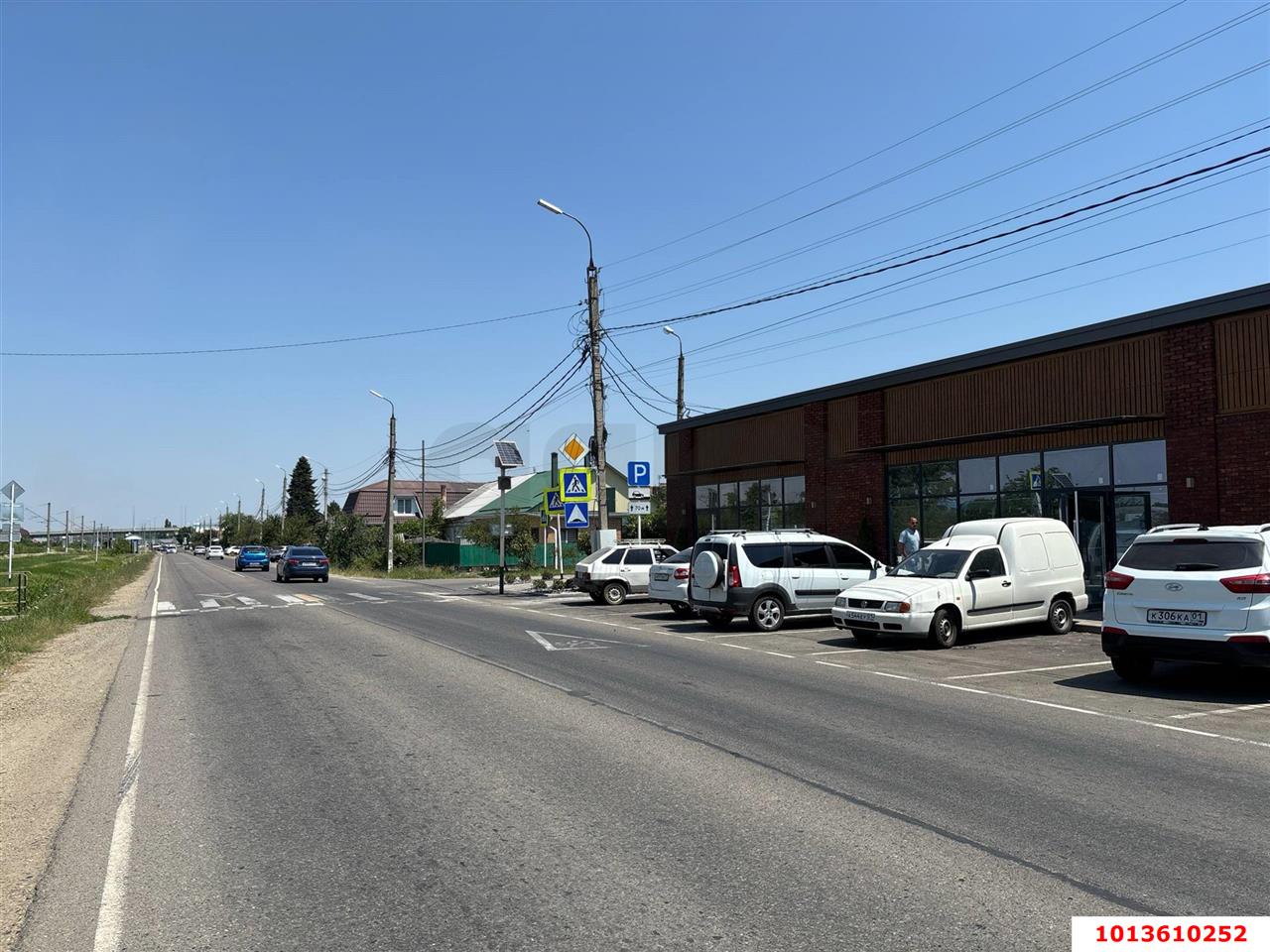 Фото №4: Торговое помещение 485 м² - Майкоп, квартал Кужорский переезд, ул. Железнодорожная, 298