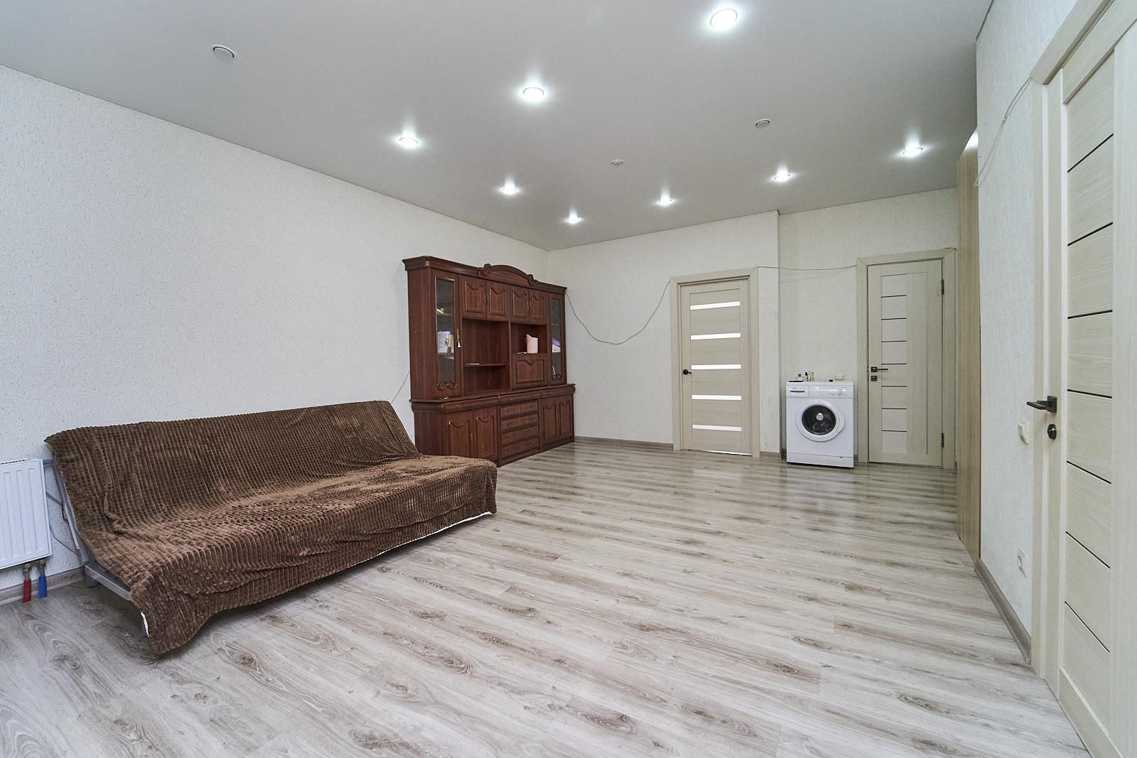 Фото №6: 2-комнатная квартира 68 м² - Краснодар, Центральный внутригородской округ, мкр. Центральный, ул. Коммунаров, 270