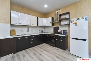 Фото №1: 2-комнатная квартира 68 м² - Краснодар, мкр. Центральный, ул. Коммунаров, 270