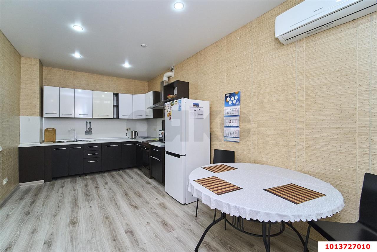 Фото №2: 2-комнатная квартира 68 м² - Краснодар, Центральный, ул. Коммунаров, 270