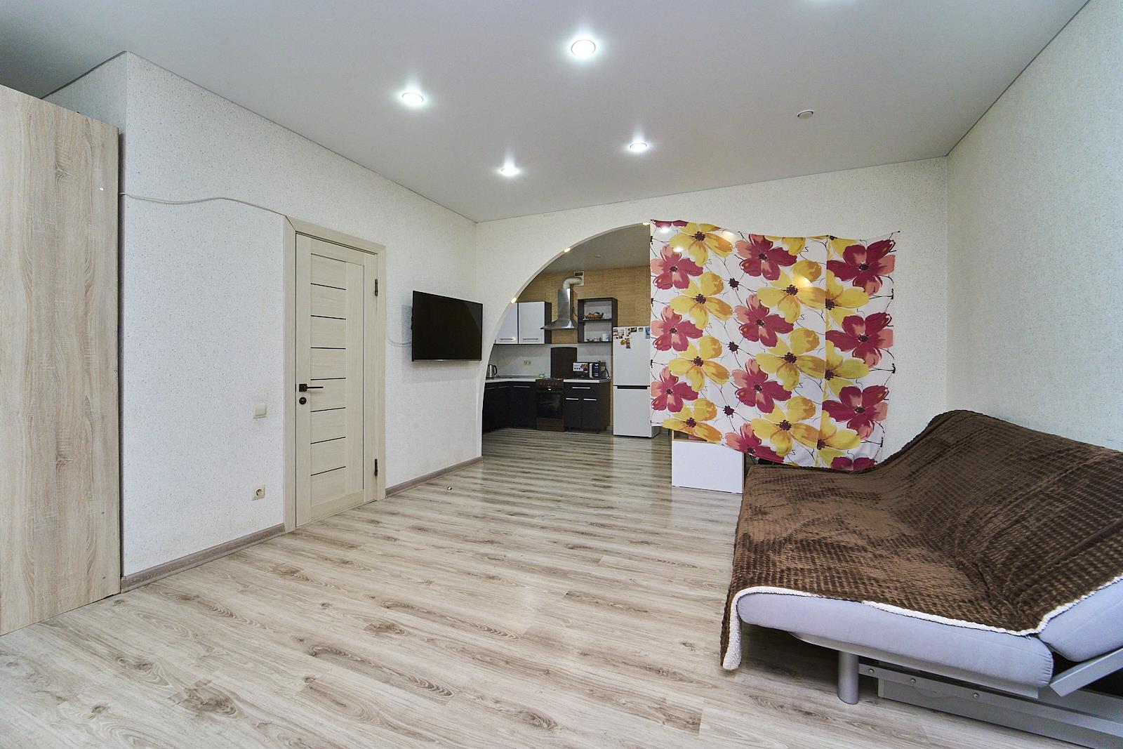 Фото №5: 2-комнатная квартира 68 м² - Краснодар, Центральный внутригородской округ, мкр. Центральный, ул. Коммунаров, 270