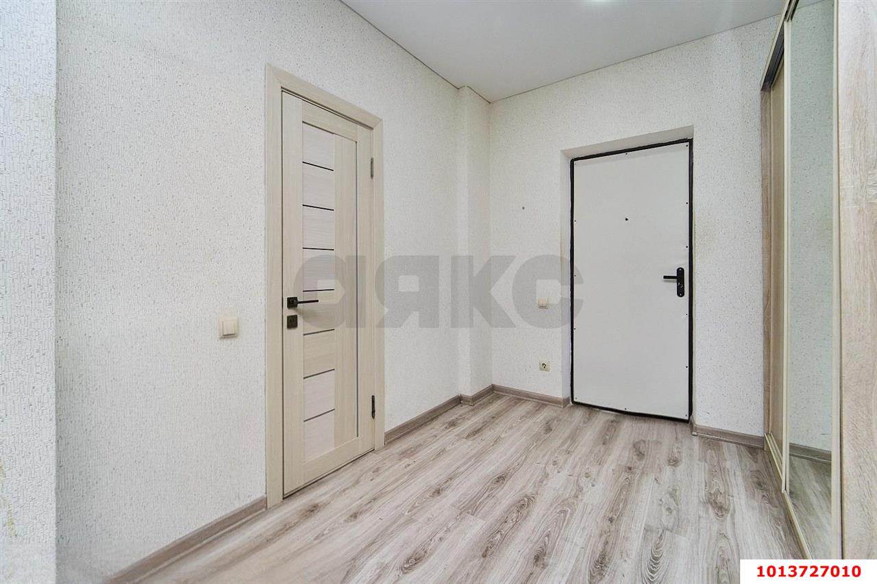 Фото №7: 2-комнатная квартира 68 м² - Краснодар, Центральный внутригородской округ, ЖК Одесский, мкр. Центральный, ул. Коммунаров, 270