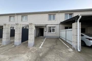 Фото №1: 3-комнатная квартира 90 м² - Пригородный, мкр. Алтайский, ул. Болгарская, 14к2