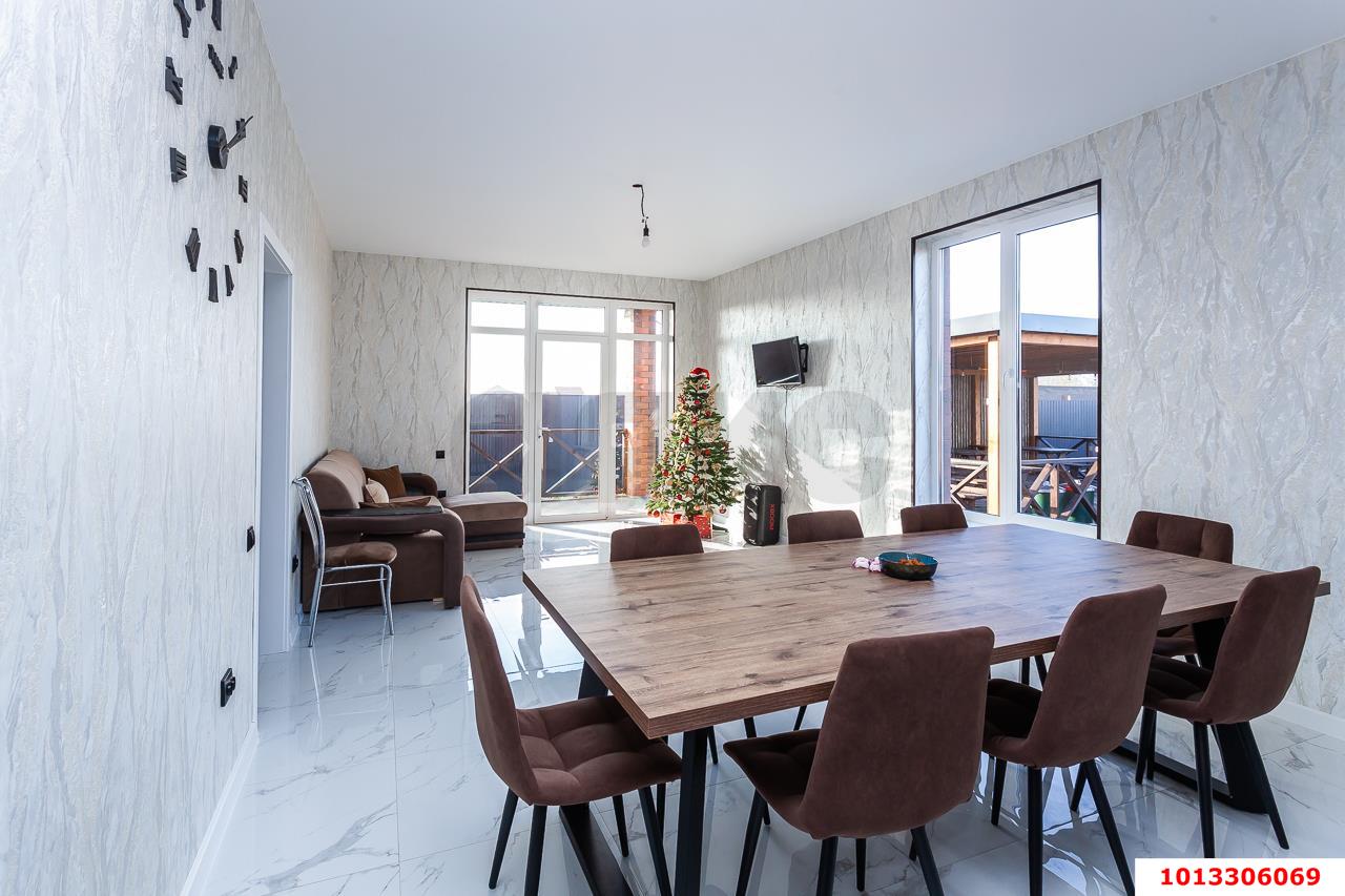 Фото №2: Дом 108 м² + 8 сот. - Октябрьский, мкр. Прикубанский внутригородской округ, ул. Губернаторская