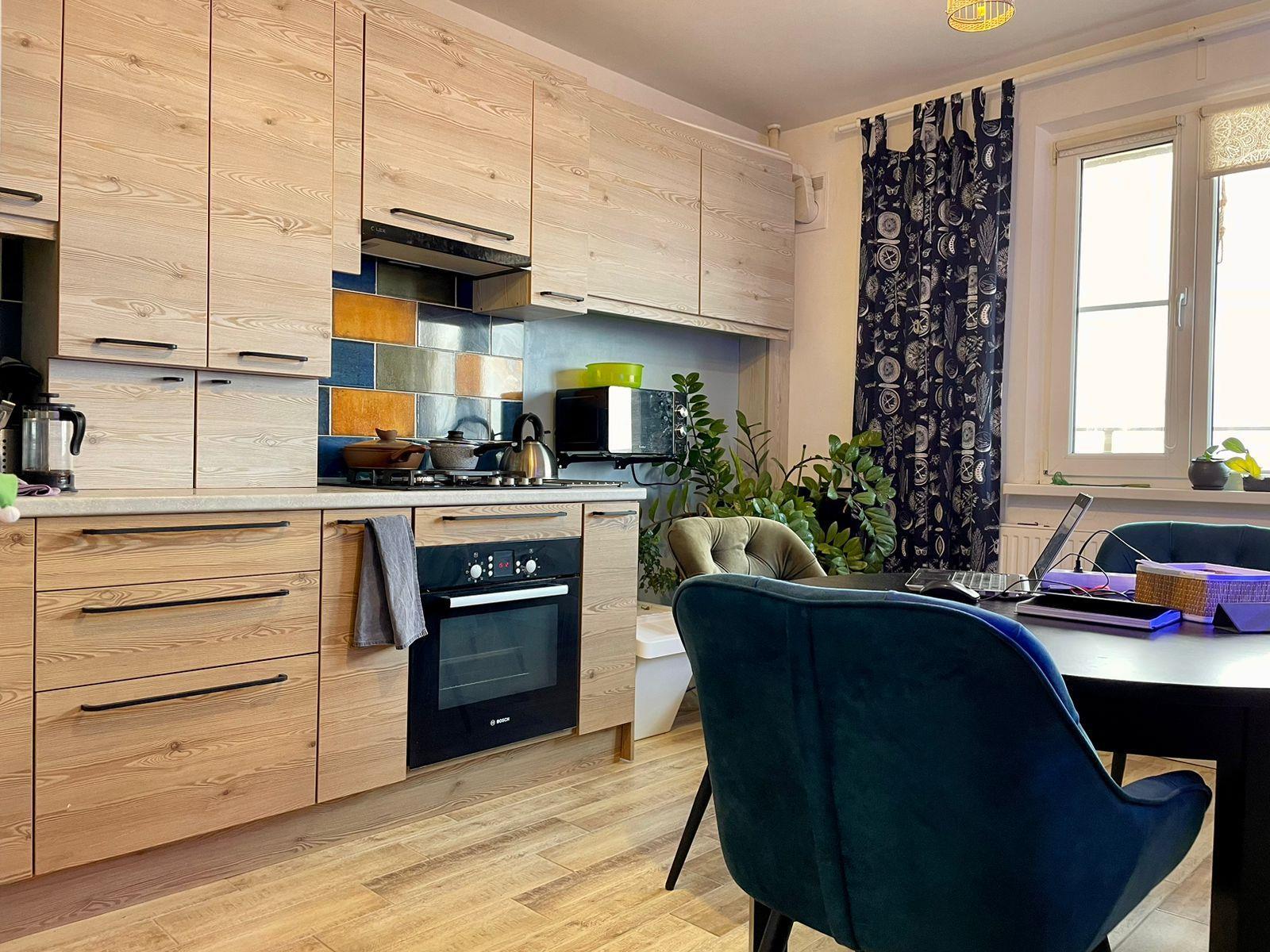 Фото №1: 1-комнатная квартира 48 м² - Яблоновский, мкр. жилой комплекс Солнечный, ул. Солнечная, 55к22