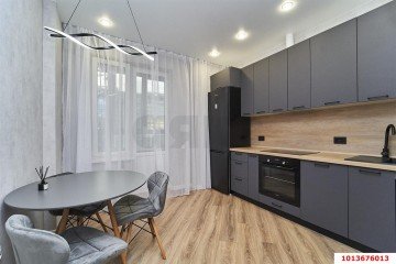 Фото №1: 1-комнатная квартира 35 м² - Краснодар, мкр. Плодородный-2, ул. Константиновская, 5