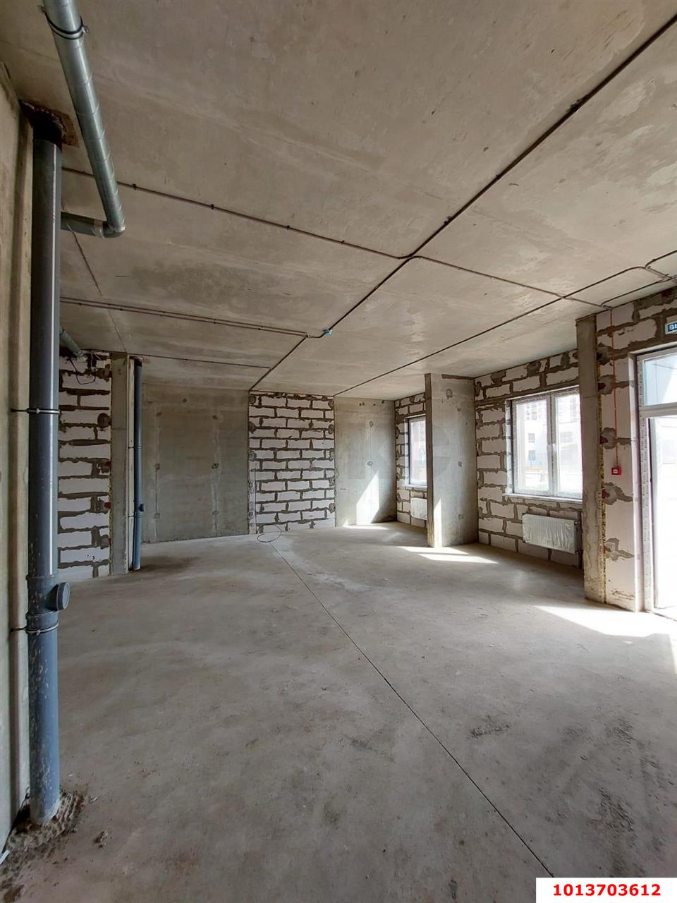 Фото №5: Торговое помещение <span class="whitespace-nowrap">69 м²</span>, <span class="whitespace-nowrap">1/9 эт.</span> - Краснодар, Прикубанский внутригородской округ, мкр. жилой комплекс Новые Сезоны, ул. Скандинавская, 1к3
