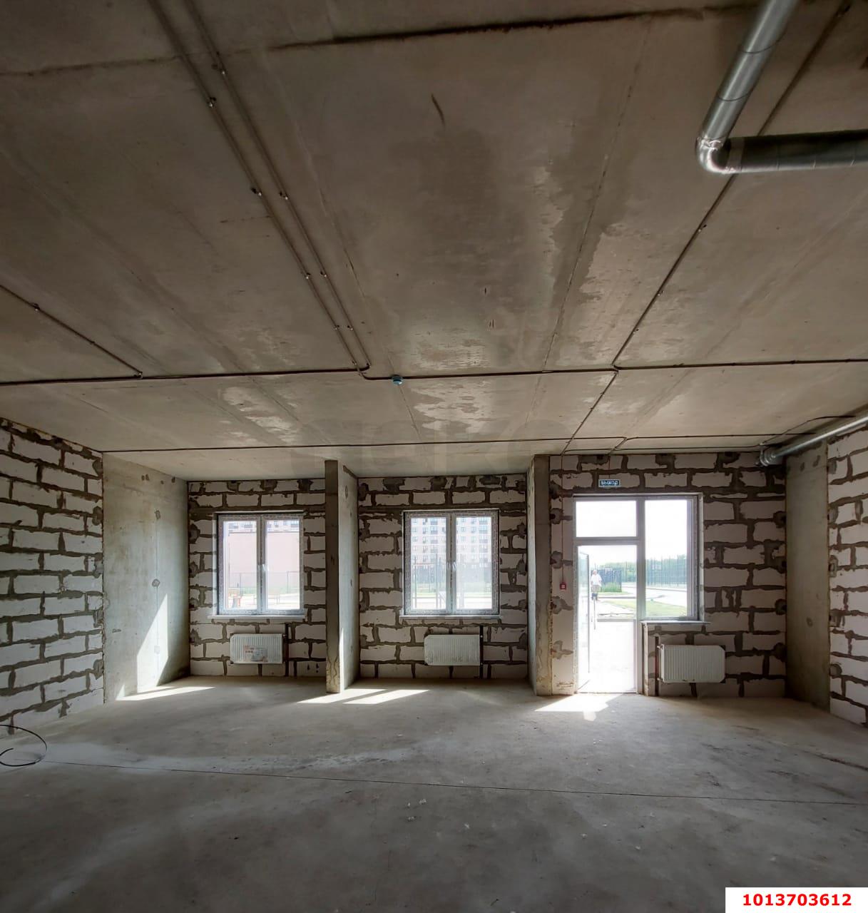Фото №4: Торговое помещение <span class="whitespace-nowrap">69 м²</span>, <span class="whitespace-nowrap">1/9 эт.</span> - Краснодар, Прикубанский внутригородской округ, мкр. жилой комплекс Новые Сезоны, ул. Скандинавская, 1к3