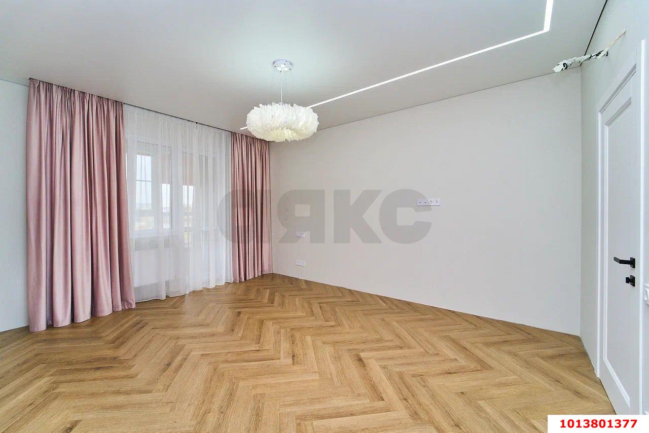 Фото №4: 2-комнатная квартира 85 м² - Краснодар, Прикубанский внутригородской округ, мкр. Круглик, ул. Черниговская, 1