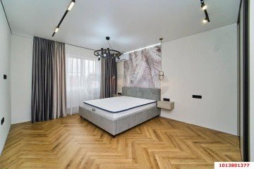 Фото №2: 2-комнатная квартира 80 м² - Краснодар, мкр. жилой комплекс Версаль, ул. Черниговская, 1