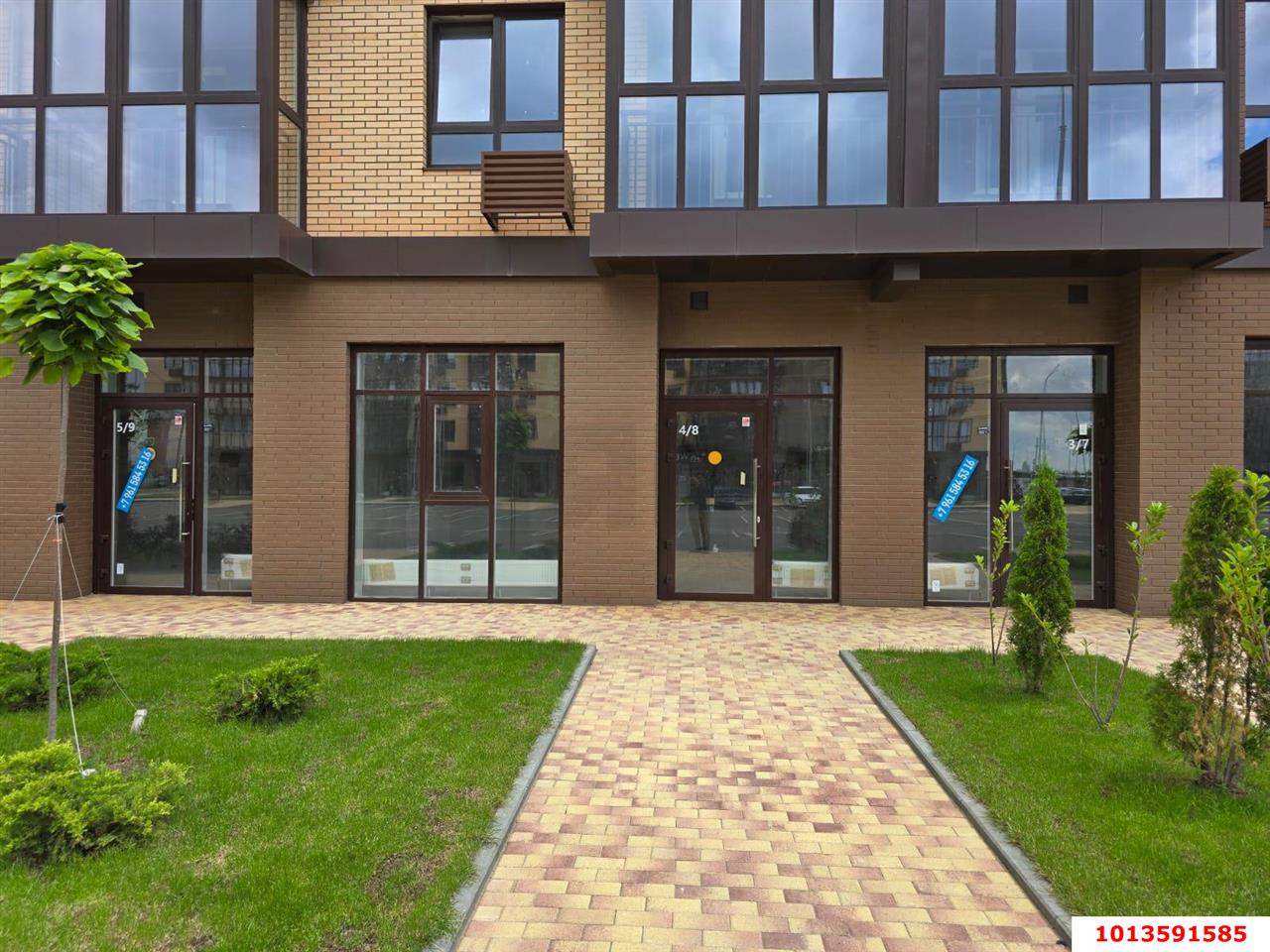 Фото №1: Торговое помещение 49 м² - Южный, жилой комплекс История-2, ул. Екатерининская, 5к1