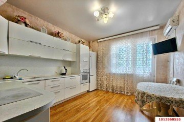 Фото №1: 1-комнатная квартира 50 м² - Краснодар, мкр. Центральный, ул. Фабричная, 10