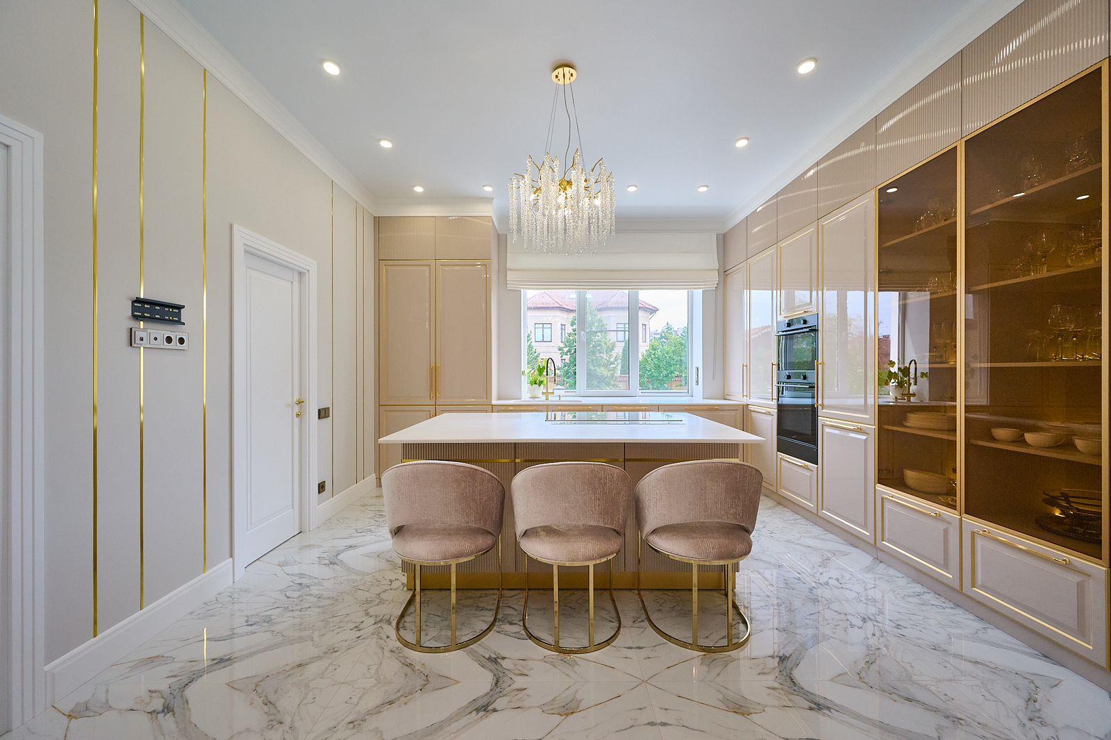 Фото №12: Дом 463 м² + 9.8 сот. - Краснодар, Прикубанский внутригородской округ, Фестивальный, мкр. Солнечный, ул. Архитектора Ишунина, 27