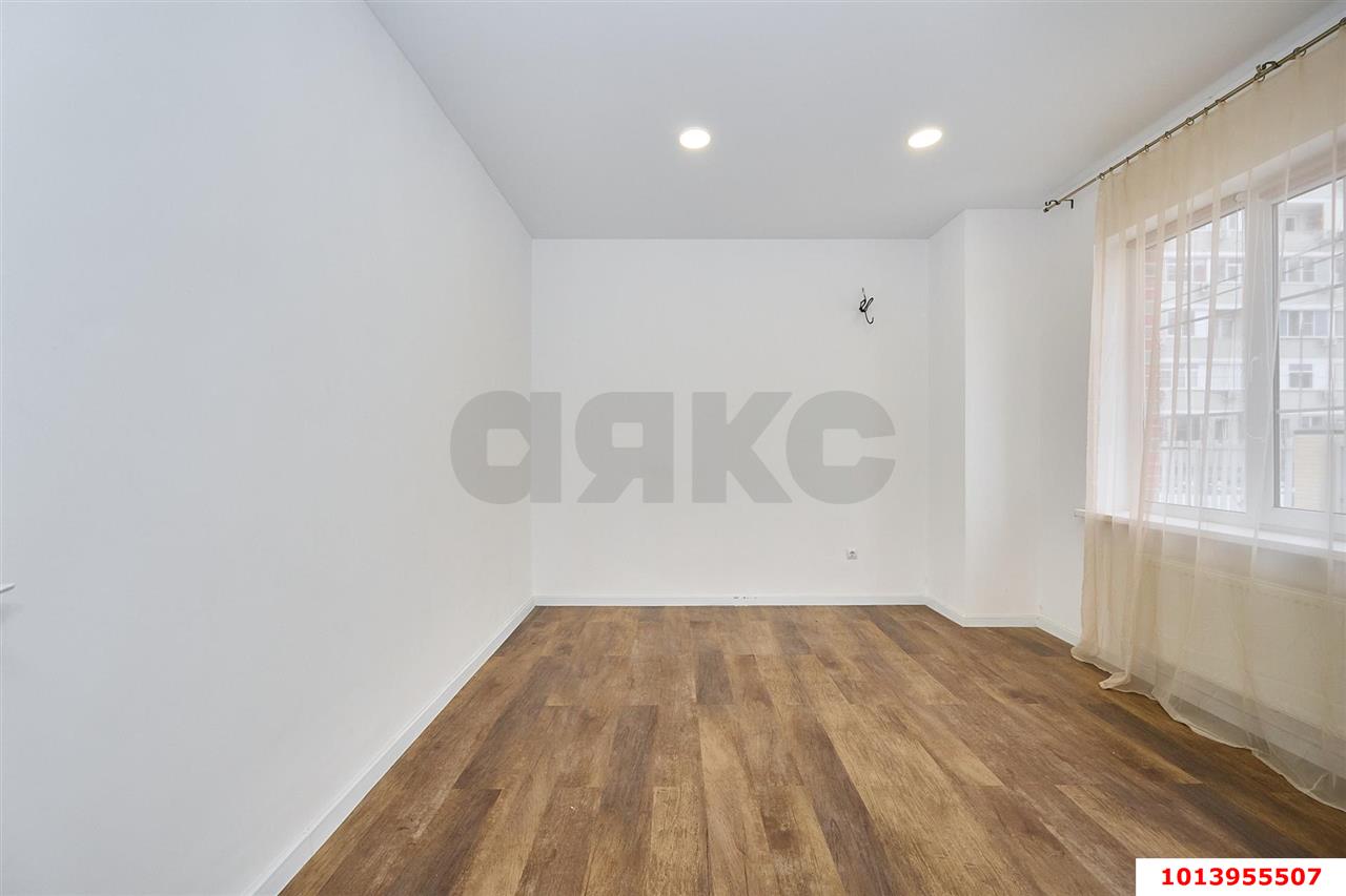 Фото №5: Дом 220 м² + 6.15 сот. - Ленина, ул. имени Маршала Жукова, 50