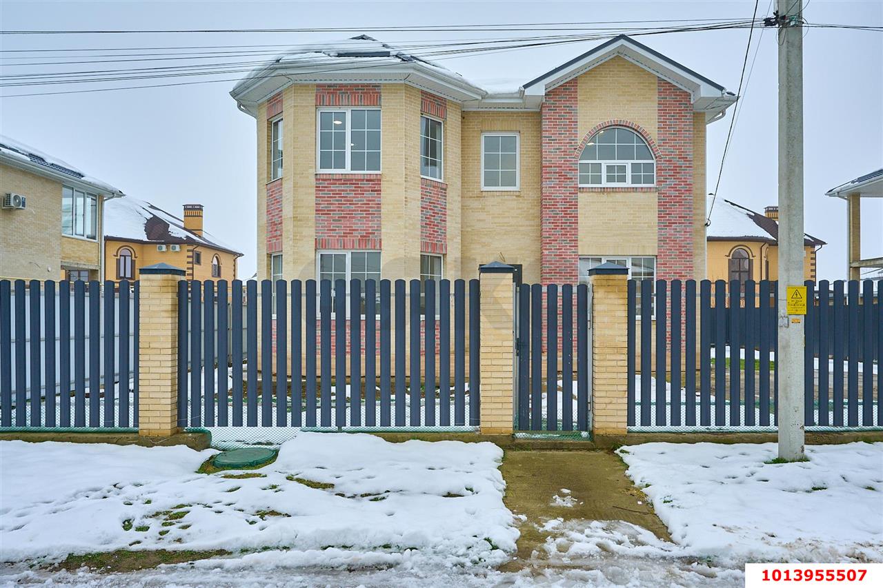 Фото №1: Дом 220 м² + 6.15 сот. - Ленина, Рублёвский, ул. имени Маршала Жукова, 50