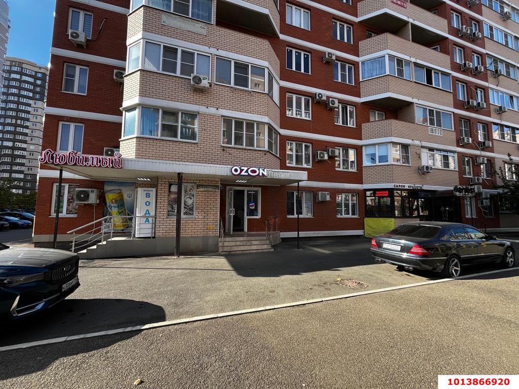 Фото №2: Торговое помещение 45 м² - Краснодар, жилой комплекс Любимый Дом, ул. Московская, 133к2