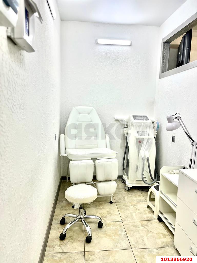 Фото №11: Торговое помещение 45 м² - Краснодар, жилой комплекс Любимый Дом, ул. Московская, 133к2