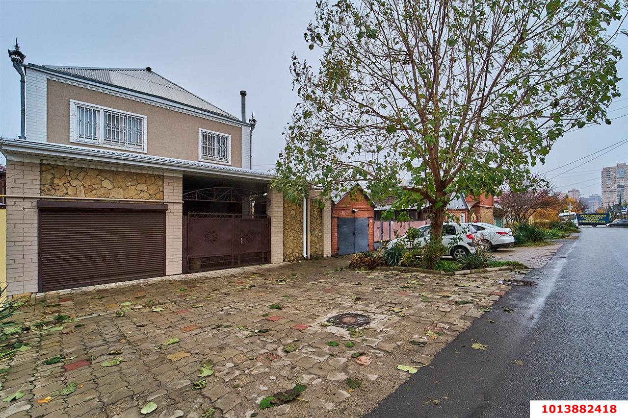 Фото №1: Дом 172 м² + 3.7 сот. - Краснодар, ул. Таманская, 99