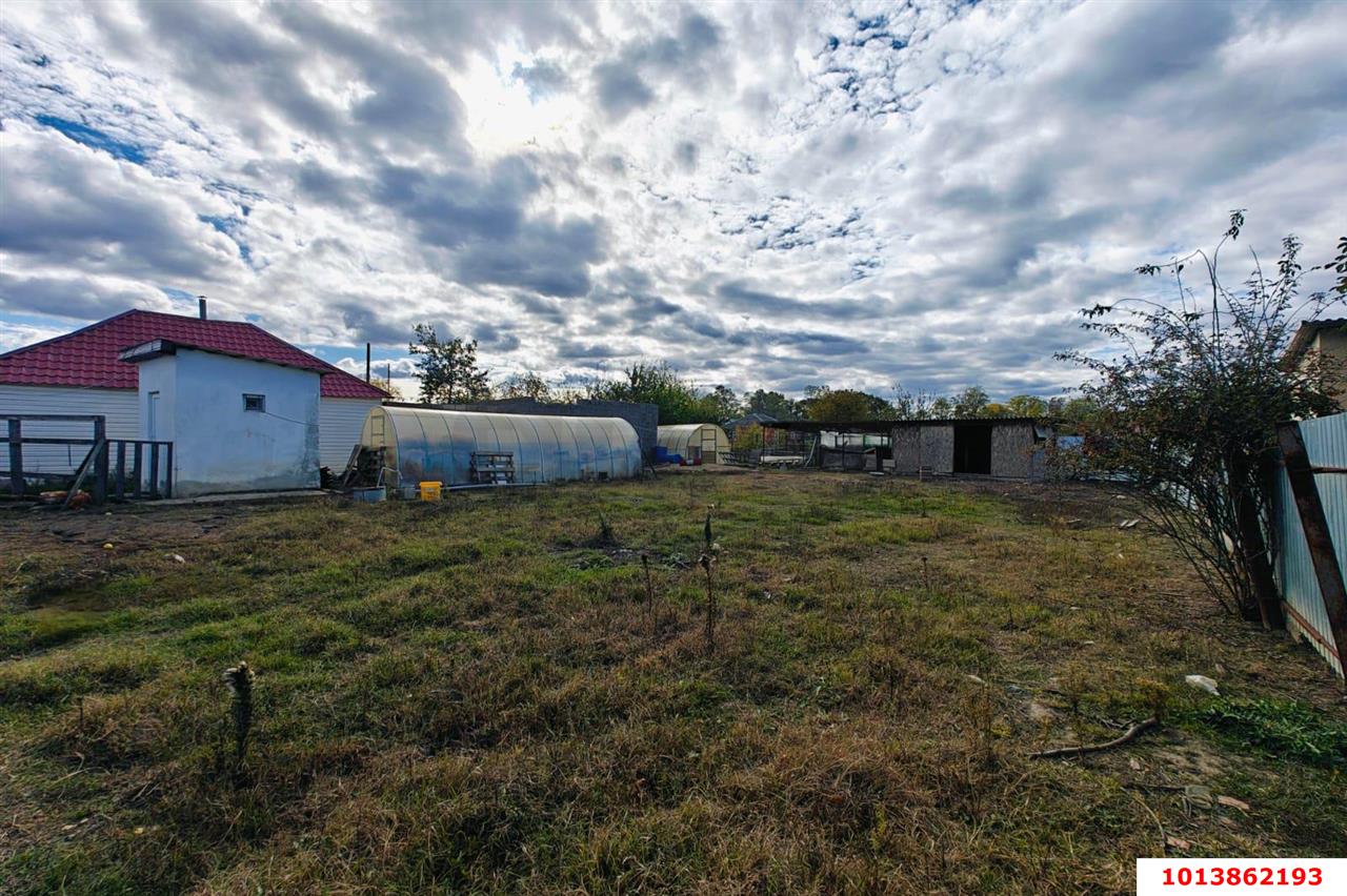 Фото №2: Земельный участок под ИЖС - Понежукай, Прикубанский внутригородской округ, Прикубанский внутригородской округ, Завод Радиоизмерительных Приборов, жилой комплекс Времена Года 3, мкр. имени Петра Метальникова, ул. Майкопская, 9