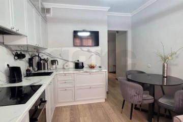 Фото №1: 2-комнатная квартира 65 м² - Краснодар, мкр. Губернский, ул. им. Героя Яцкова И.В., 15к2