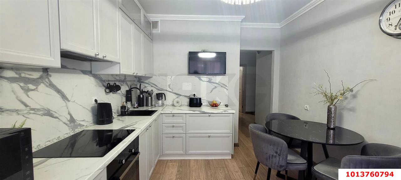 Фото №2: 2-комнатная квартира 65 м² - Краснодар, Губернский, ул. им. Героя Яцкова И.В., 15к2