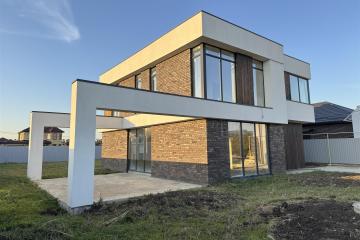 Фото №1: Дом 275 м² - Краснодар, днт Знаменский, ул. Кубанская, 16