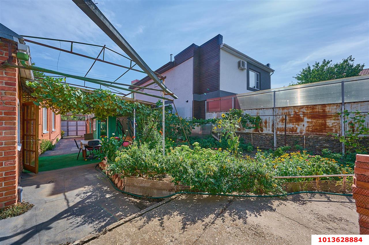 Фото №1: Дом 79 м² + 4.27 сот. - Краснодар, Западный внутригородской округ, ул. Харьковская, 91