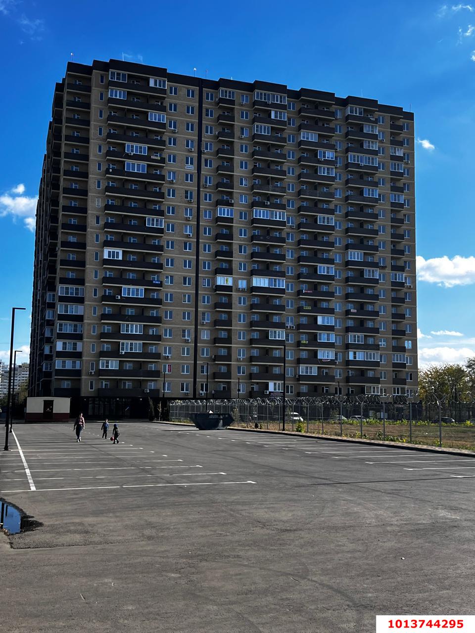 Фото №2: Торговое помещение 49 м² - Краснодар, Молодёжный, ул. Дубравная, 1
