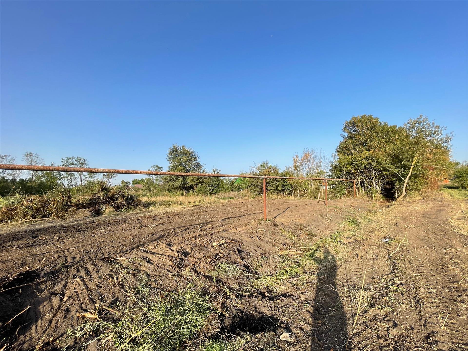 Фото №2: Коммерция 11 м² - Новомышастовская, Карасунский внутригородской округ, мкр. Комсомольский, ул. Украинская, 19