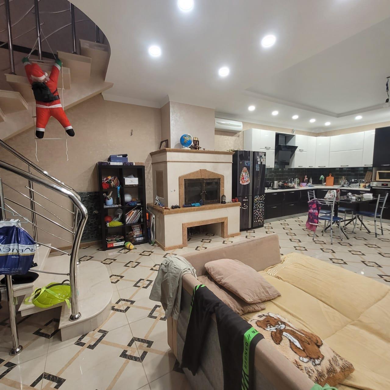 Фото №2: Дом 245 м² + 8.7 сот. - Индустриальный, ул. Осиновая, 16