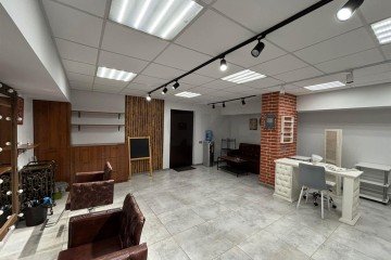 Фото №3: Торговое помещение 38 м² - Краснодар, мкр. Восточно-Кругликовский, ул. Героев-Разведчиков, 23