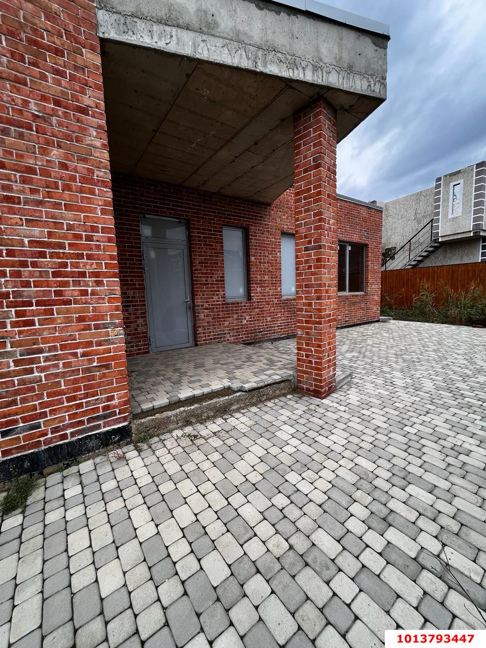 Фото №1: Торговое помещение 110 м² - Динская, ул. Кубанская, 36