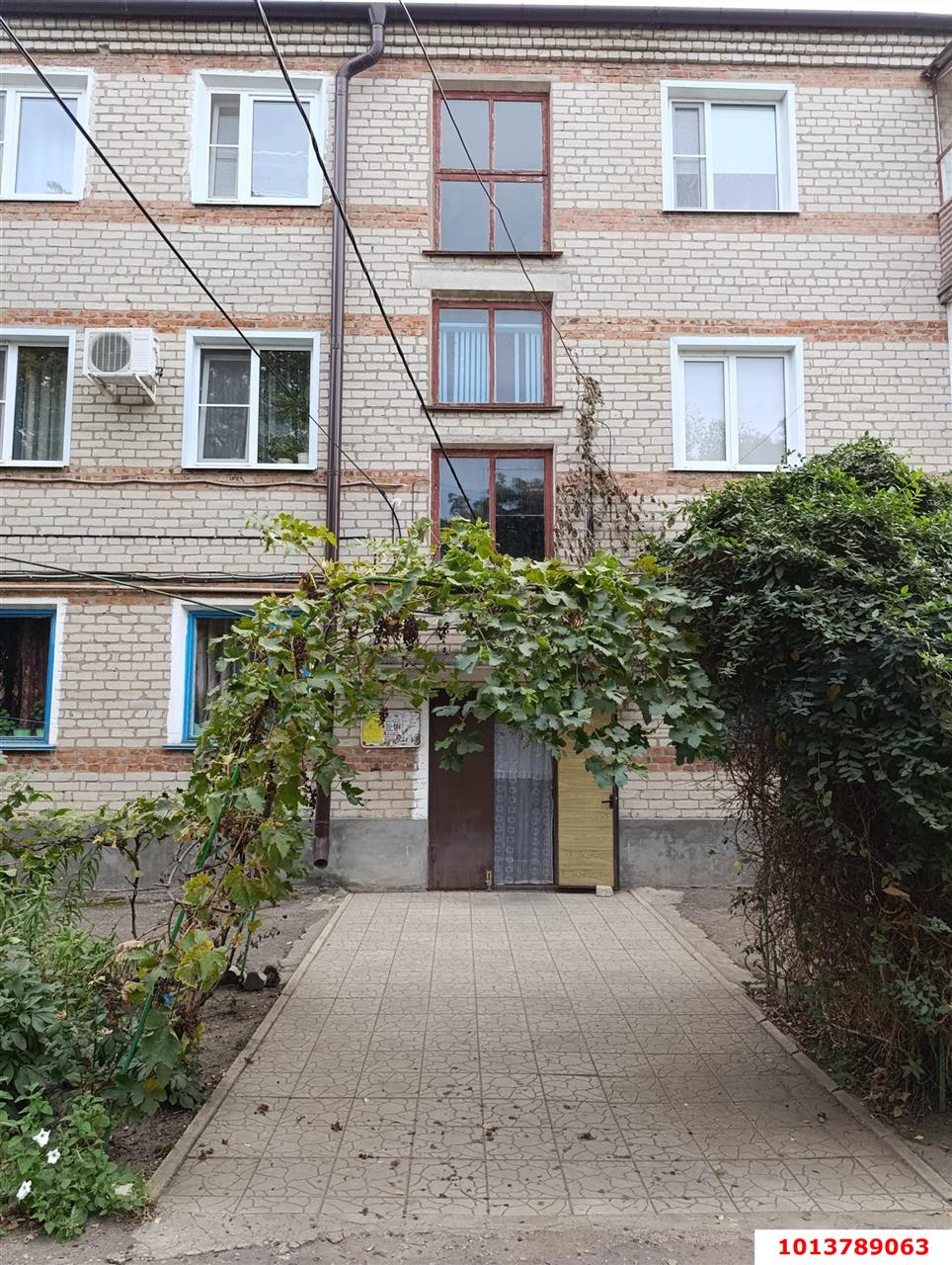 Фото №2: 3-комнатная квартира 58 м² - Каневская, Нефтяники, ул. Промысловая, 26