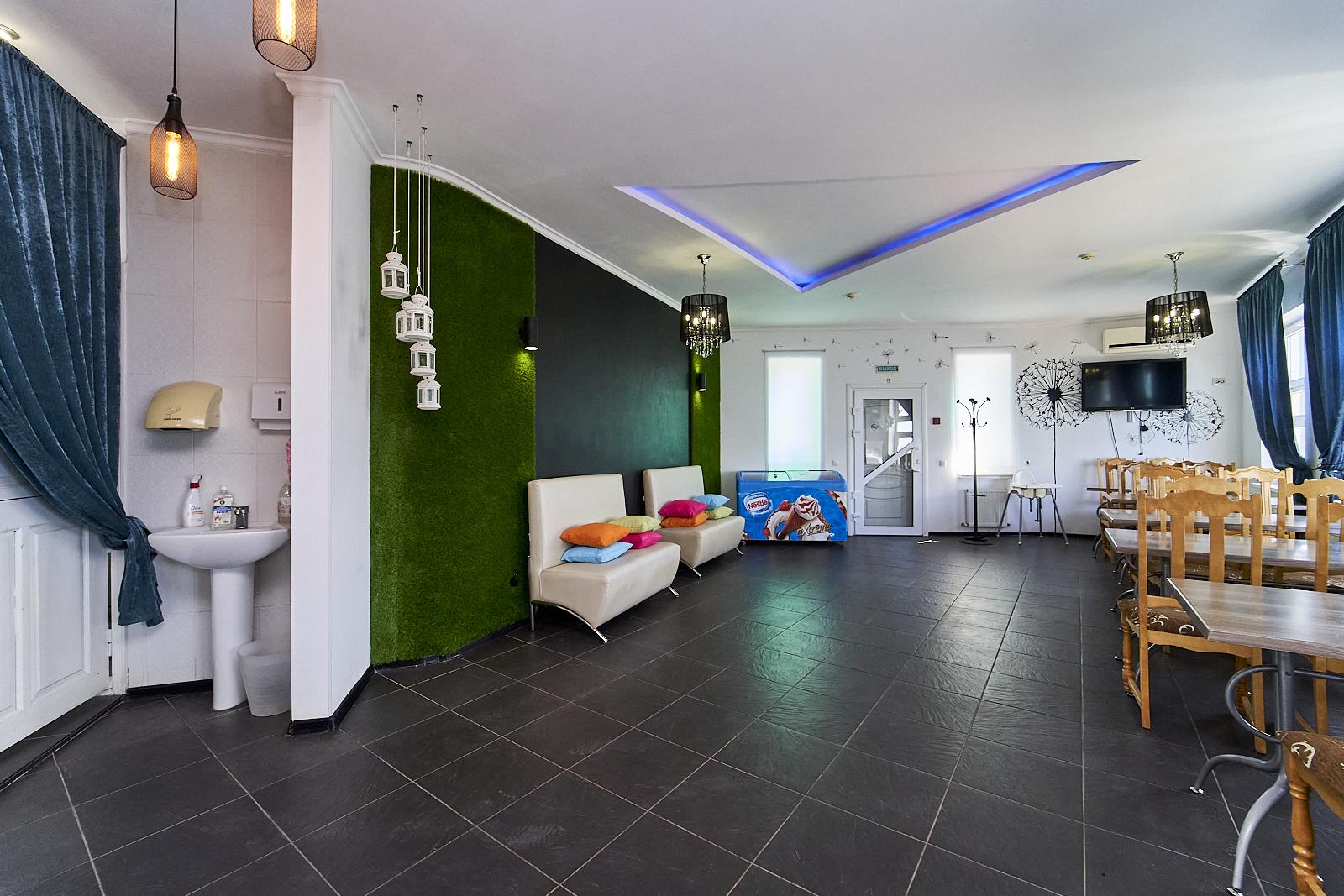 Фото №21: Дом 221 м² + 9.2 сот. - Приморско-Ахтарск, ул. Комиссара Шевченко, 1/1