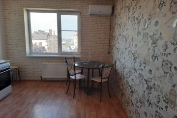 Фото №1: 2-комнатная квартира 80 м² - Яблоновский, ул. Шоссейная, 63к1