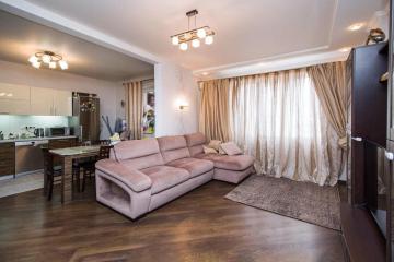 Фото №1: 3-комнатная квартира 93 м² - Краснодар, мкр. Юбилейный, б-р Клары Лучко, 12