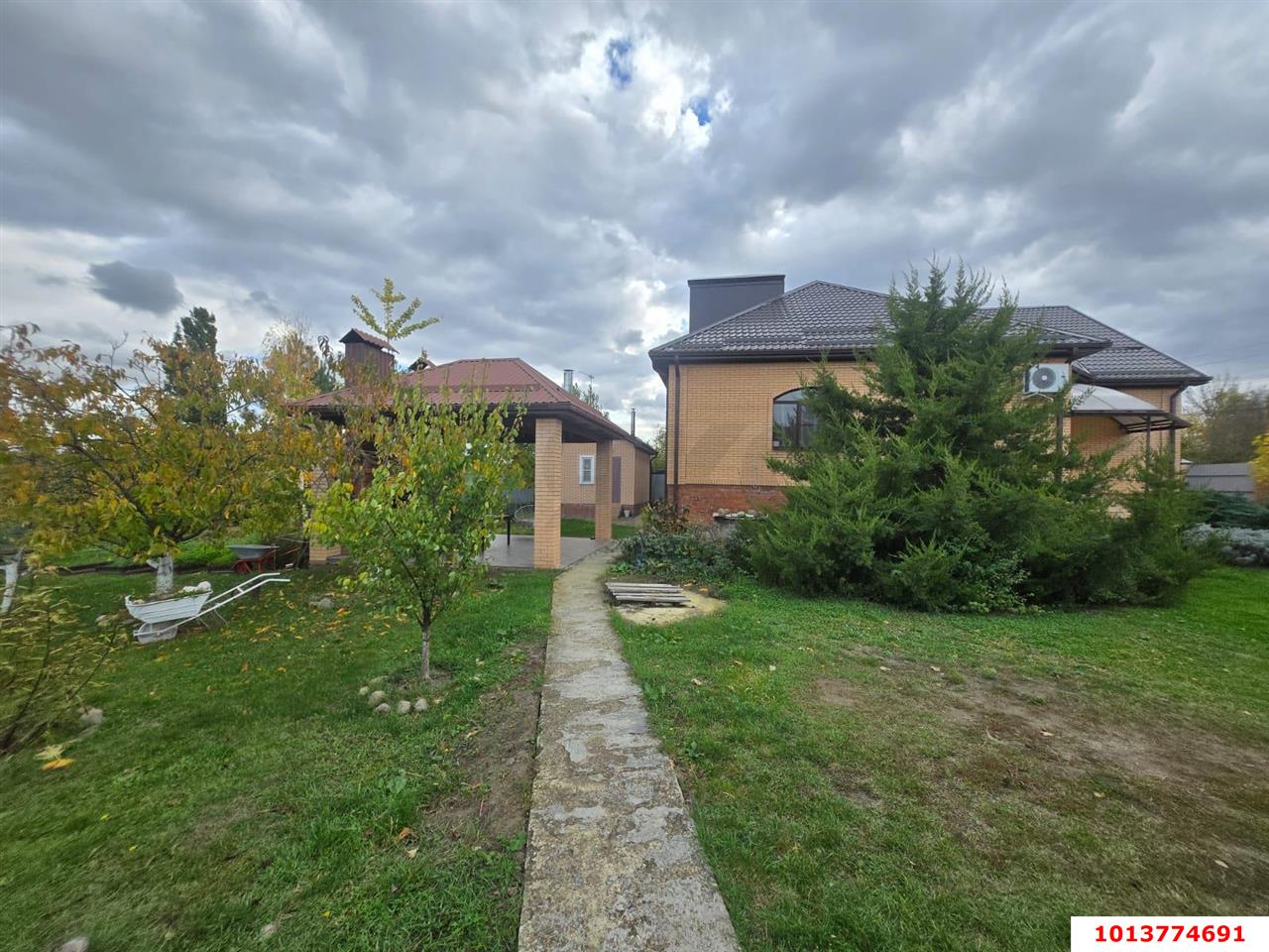 Фото №1: Дом 183 м² + 17 сот. - Калужская