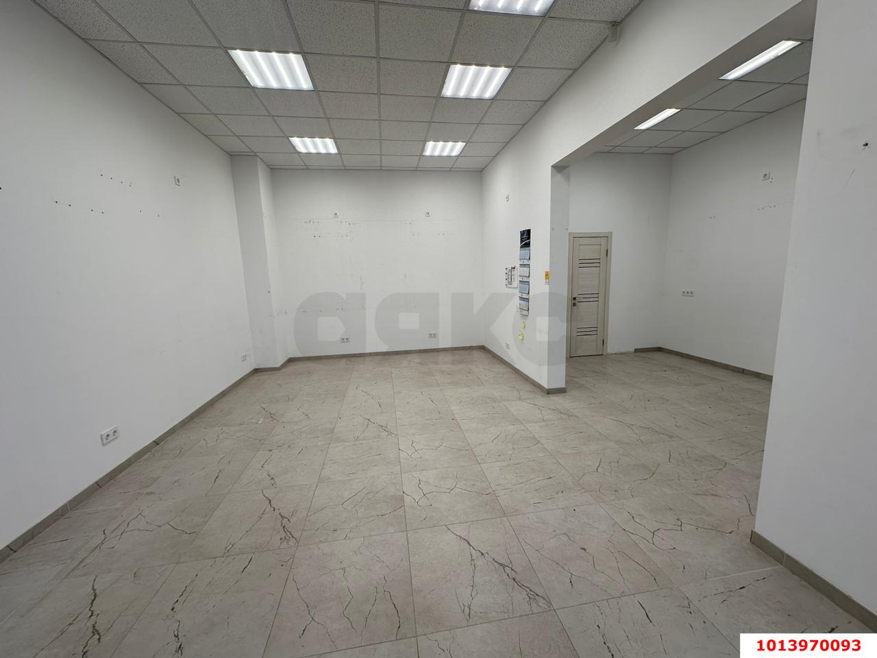 Фото №5: Торговое помещение 43 м² - Краснодар, жилой комплекс Дружный, б-р Адмиралтейский, 3к3