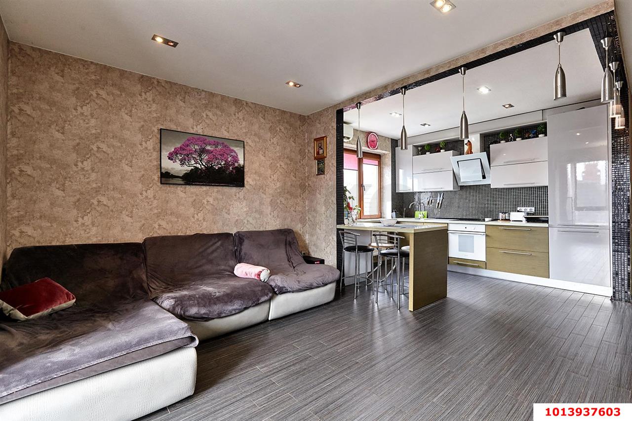 Фото №1: 4-комнатная квартира 125 м² - Краснодар, Музыкальный, ул. Суздальская, 10