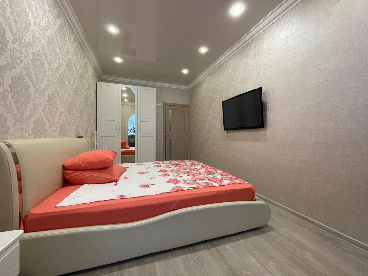 Фото №15: 2-комнатная квартира 65 м² - Краснодар, ул. Сахалинская, 12